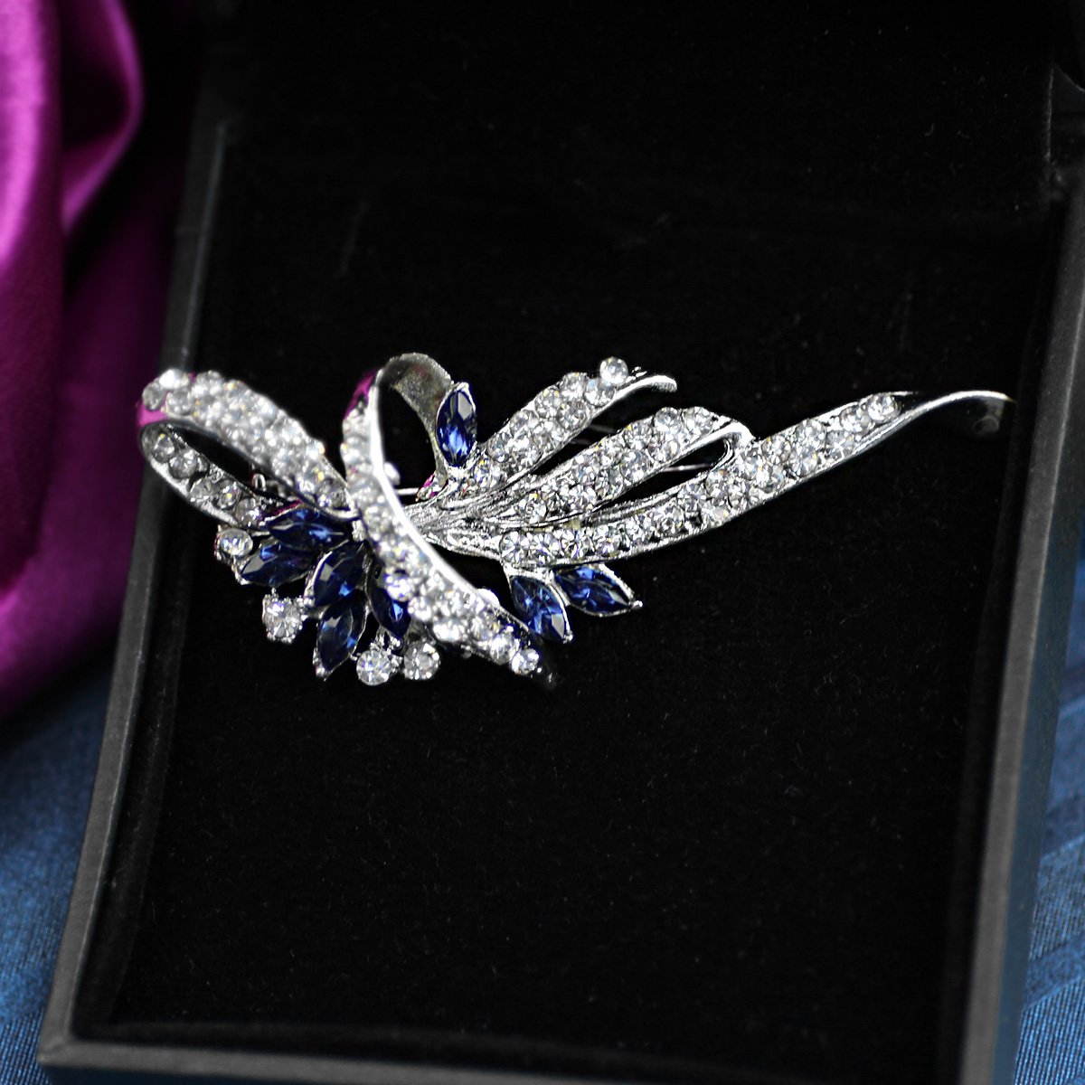 Merdia Created Crystal Brooch Fancy Vintage Style Flower Brooch Pin for Women, girls, ladies with Blue/Purple Created Crystal | Vintage Fashion | Brooches and Pins for Women | Ladies Jewelry - Image 4